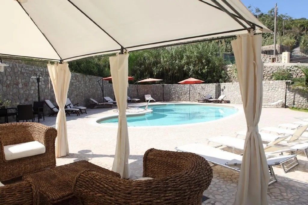 Hotel Borgo Eolie Λίπαρι